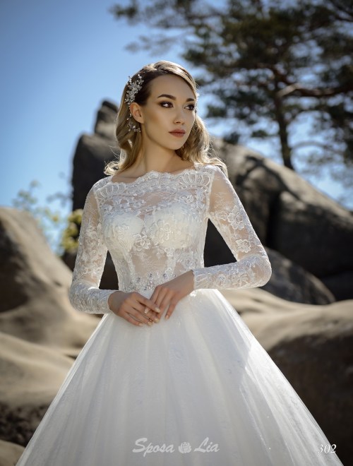 https://www.sposa-lia.com/images/stories/virtuemart/product/302      (2).jpg